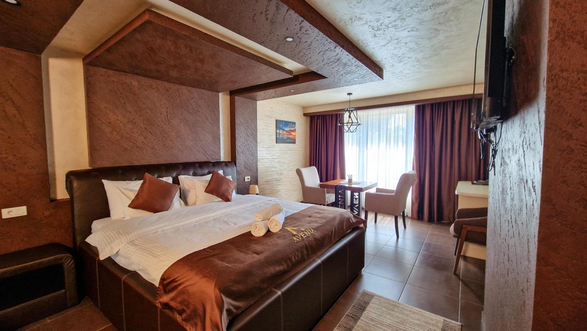 Restaurant & Apartments & Rooms Avenia Ruma Exterior foto